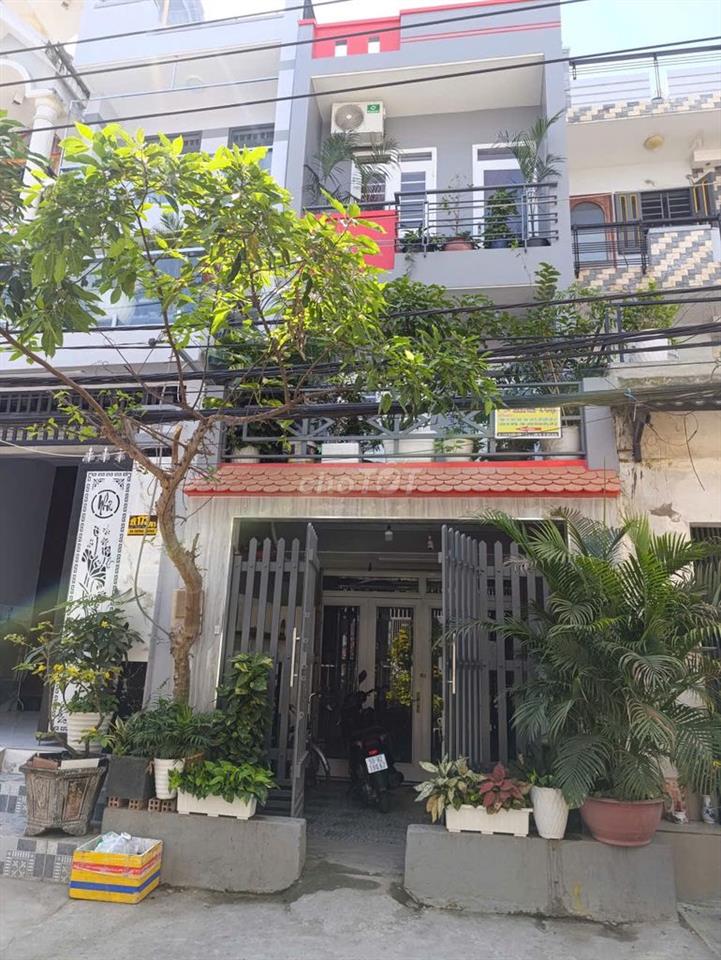 Bán nhà hẻm xe tải tránh nhau thông 2 đầu 