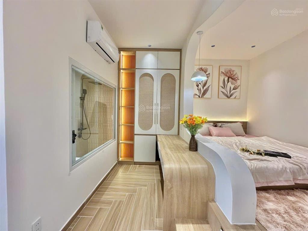 Hẻm ô tô thông 4 tầng đường trần văn quang p. 10 tân bình  giá 8,6 tỷ