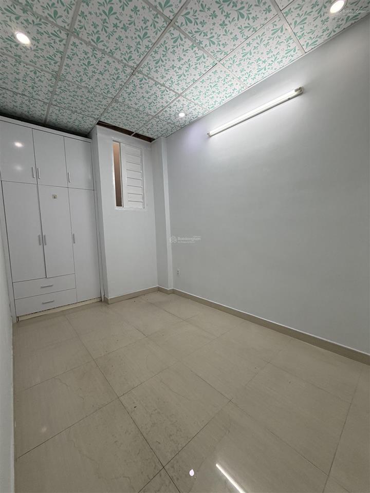 Gấp bán hẻm xe hơi hoàng bật đạt 5 x 13m, k.c 2 tầng giá chỉ 5,6 tỷ