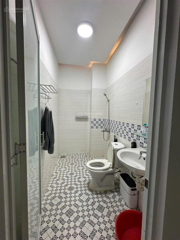 Hẻm xe hơi thông ao đôi  diện tích công nhận 62m2  2 tầng  tặng full nội thất  chỉ 5,1 tỷ