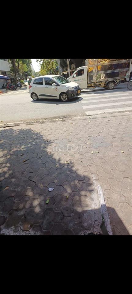 cho thuê mặt bằng buổi chiều tối khuya