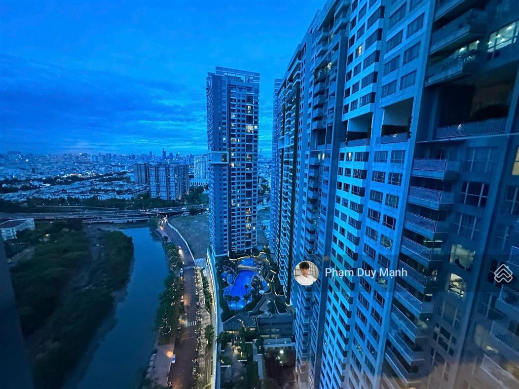 Siêu rẻ, bán gấp căn hộ 4pn, 4wc dt lớn 189m2, riviera point, chỉ 16 tỷ, gọi ngay 0931 876 *** mạnh