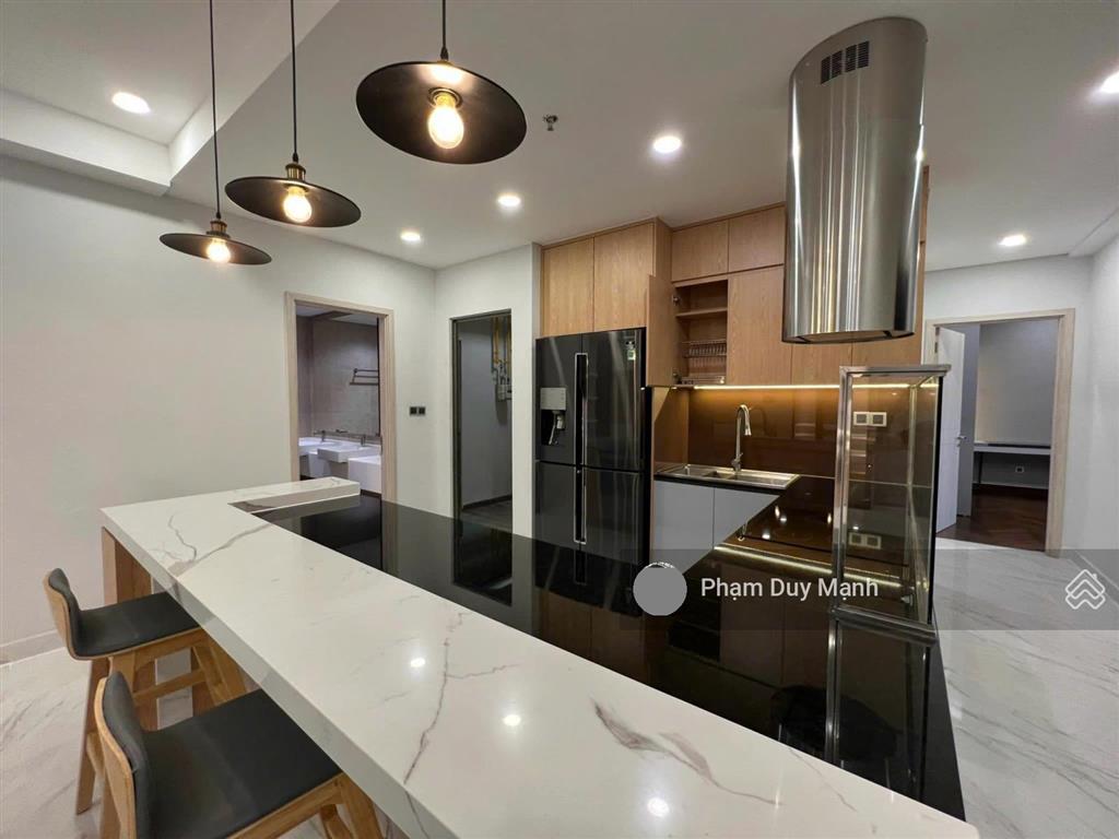 Siêu rẻ bán gấp căn góc 3pn midtown 140 m2 full nội thất cấp, view thoáng đẹp chỉ 13,6 tỷ