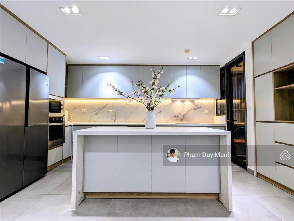 Bán siêu phẩm căn hộ the view 148m2, 03 pn, 3wc view sông hồ bơi, nhà xịn giá cực tốt chỉ 14,5 tỷ