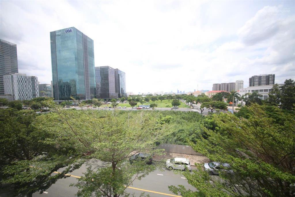 Bán gấp ch duplex star hill, 133m2, 3pn, 2wc, đầy đủ nội thất cao cấp có ô xe chỉ 13 tỷ. gọi ngay