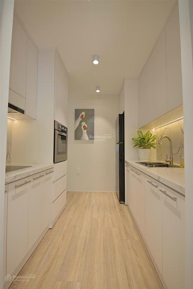 Bán gấp ch duplex star hill, 133m2, 3pn, 2wc, đầy đủ nội thất cao cấp có ô xe chỉ 13 tỷ. gọi ngay