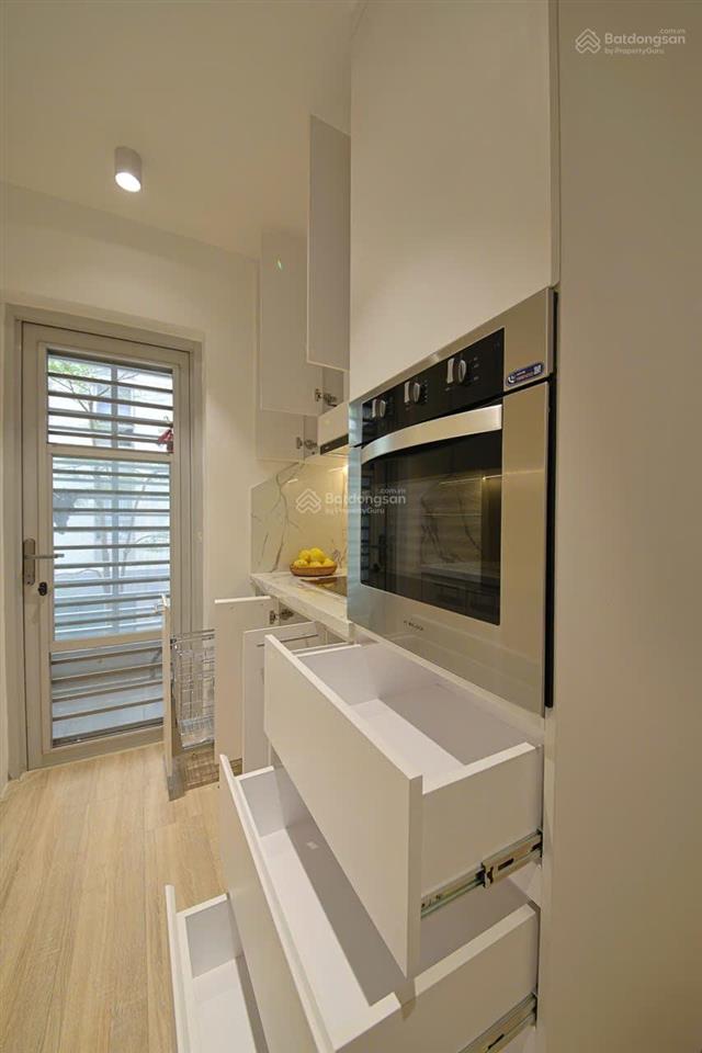 Bán gấp ch duplex star hill, 133m2, 3pn, 2wc, đầy đủ nội thất cao cấp có ô xe chỉ 13 tỷ. gọi ngay