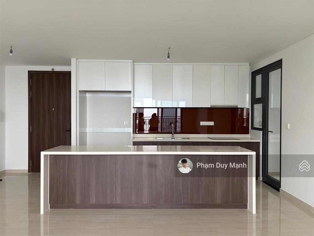 Kẹt tiền bán gấp the infiniti 134m2, 3pn, 3wc, bàn giao cơ bản, lầu cao view đẹp, giá chỉ 11,8 tỷ