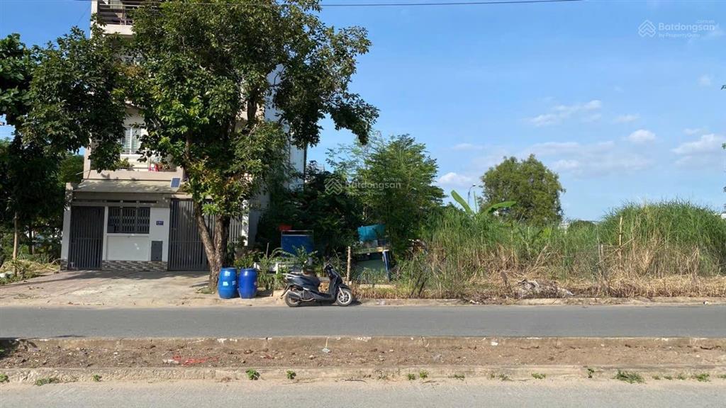 Bán đất nền 140m2 góc 2mt đường 17m giá tốt tại xã phước an, nhơn trạch, đồng nai, 4 tỷ vnd