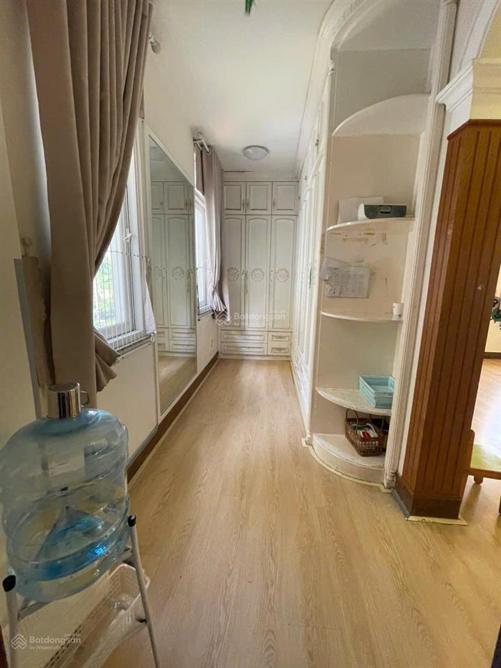 Cho thuê nhà riêng 320m2, 5pn, 5wc tại thảo điền, giá thỏa thuận