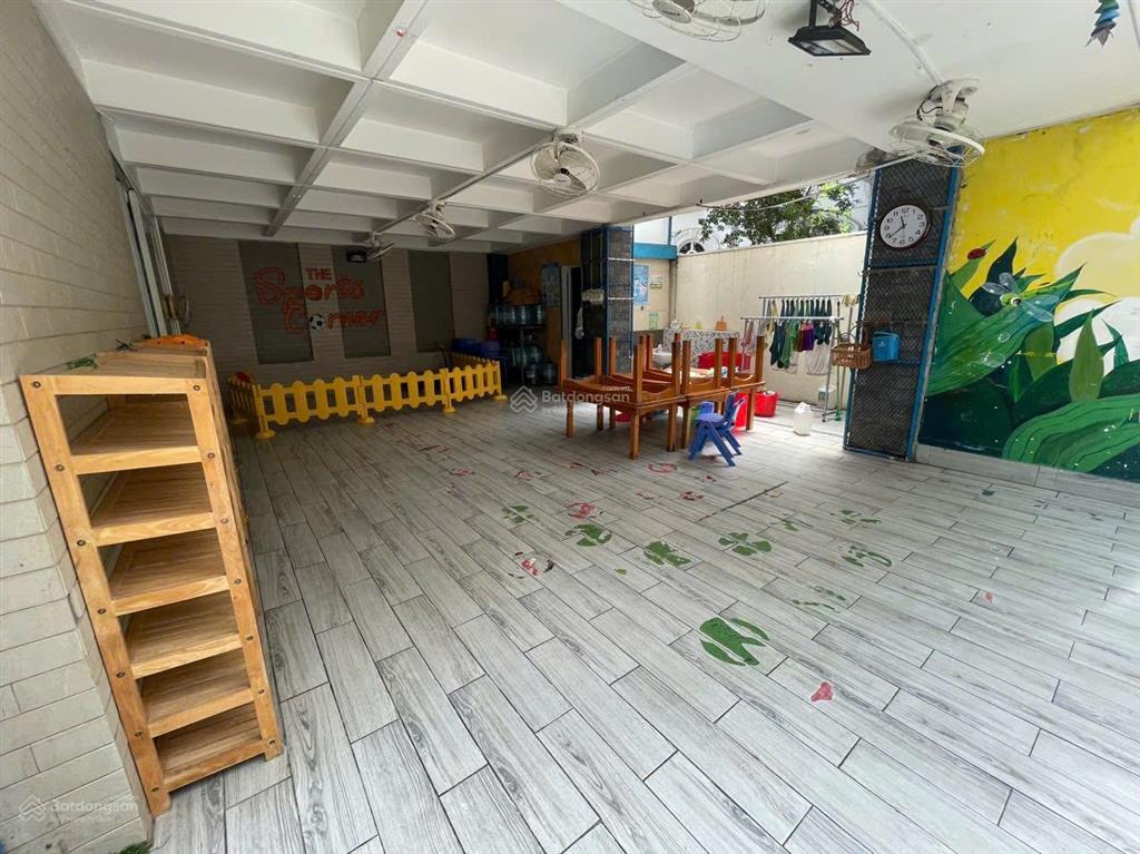 Cho thuê nhà riêng 320m2, 5pn, 5wc tại thảo điền, giá thỏa thuận