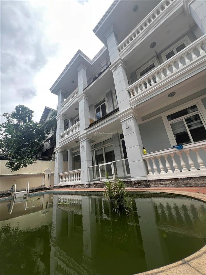Biệt thự hồ bơi đường nguyễn văn hưởng, phường thảo điền, quận 2