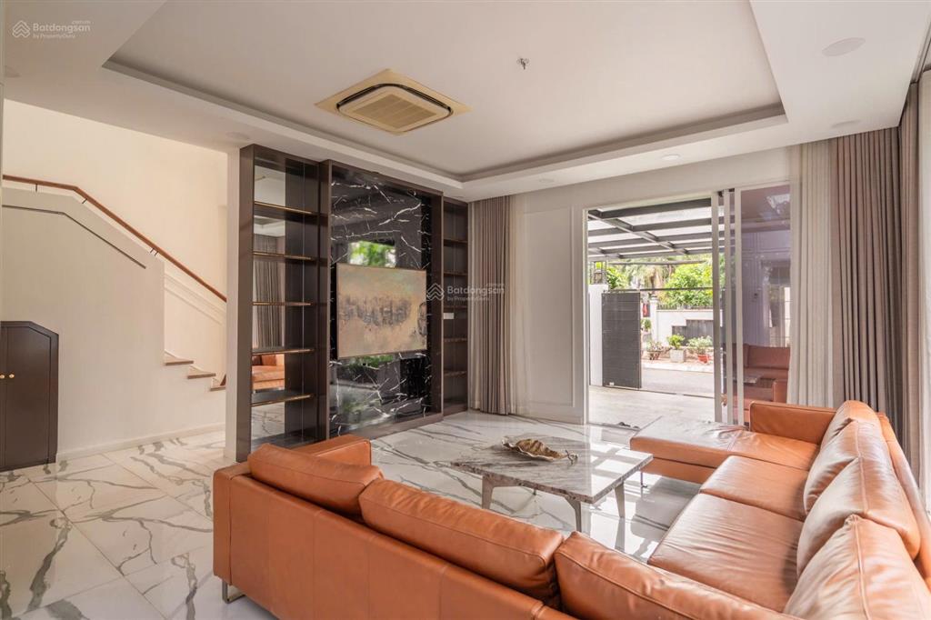 Cho thuê nhà riêng 216 nguyễn văn hưởng, 110 triệu, 220 m2