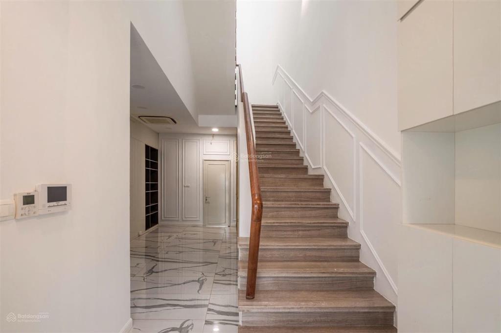 Cho thuê nhà riêng 216 nguyễn văn hưởng, 110 triệu, 220 m2