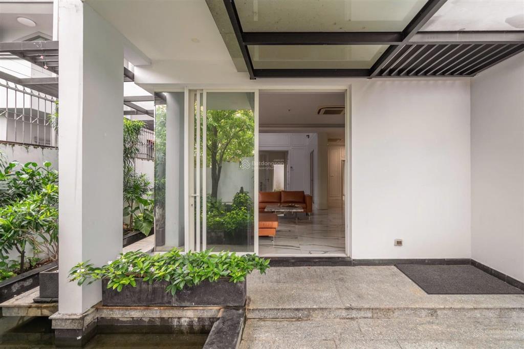 Cho thuê nhà riêng 216 nguyễn văn hưởng, 110 triệu, 220 m2