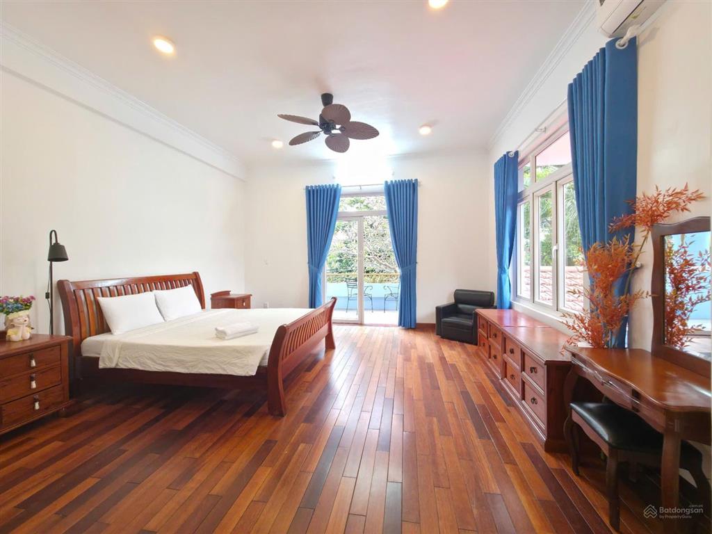 Cho thuê biệt thự đẹp tại quốc hương, 140 triệu, 432 m2, nhiều tiện ích