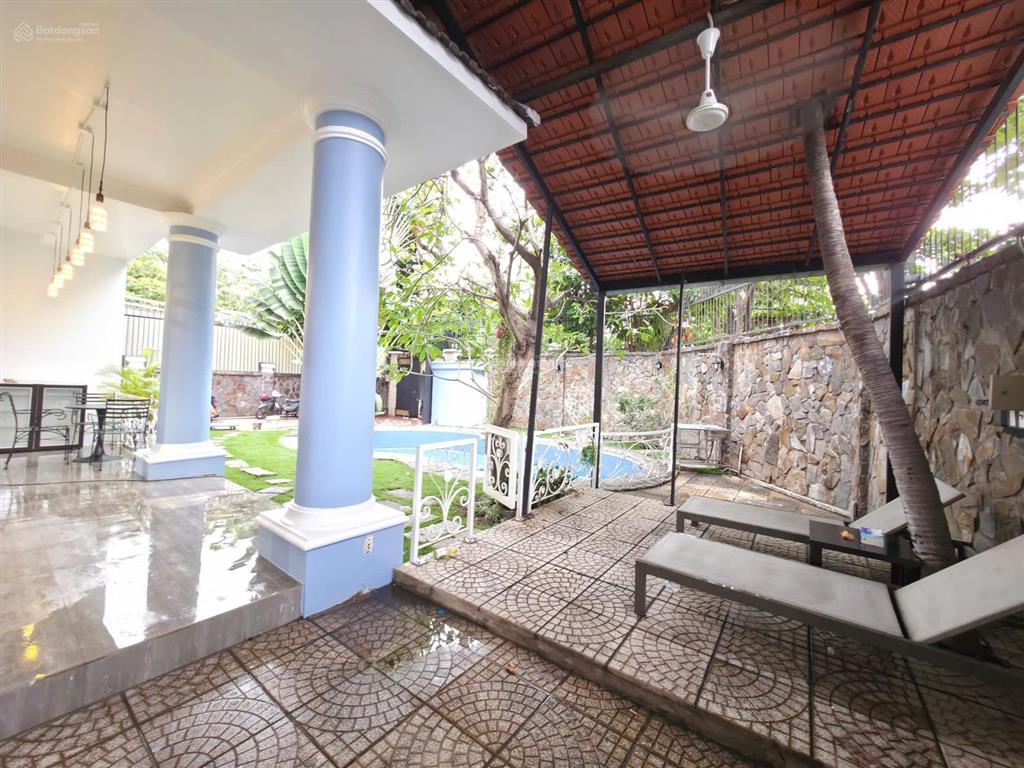 Cho thuê biệt thự đẹp tại quốc hương, 140 triệu, 432 m2, nhiều tiện ích
