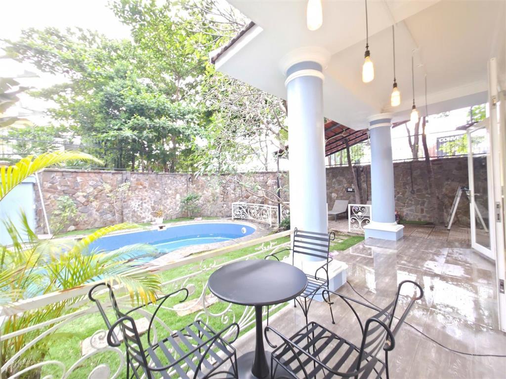 Cho thuê biệt thự đẹp tại quốc hương, 140 triệu, 432 m2, nhiều tiện ích