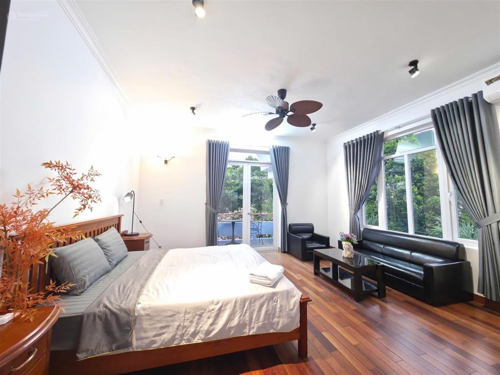 Cho thuê biệt thự đẹp tại quốc hương, 140 triệu, 432 m2, nhiều tiện ích