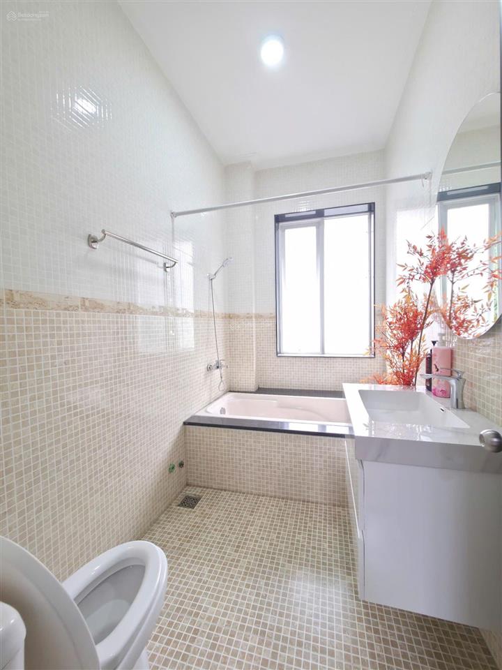 Cho thuê biệt thự đẹp tại quốc hương, 140 triệu, 432 m2, nhiều tiện ích