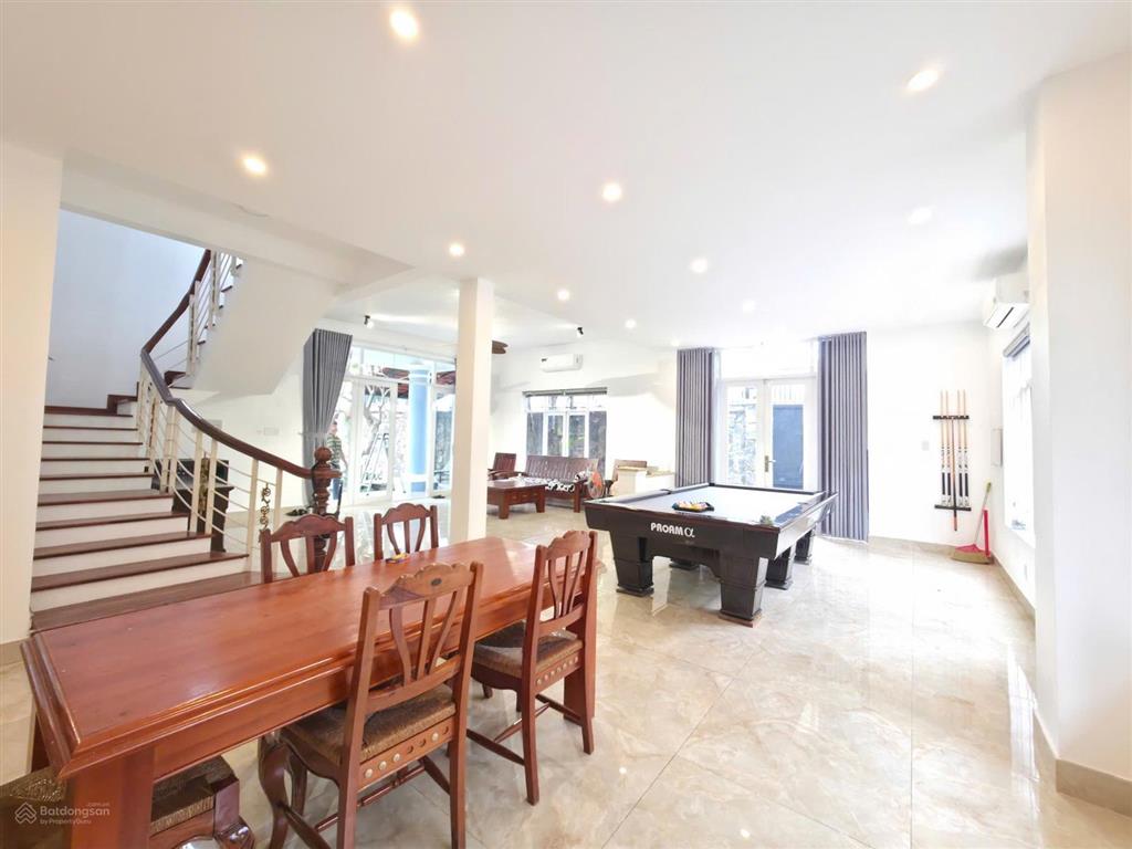Cho thuê biệt thự đẹp tại quốc hương, 140 triệu, 432 m2, nhiều tiện ích