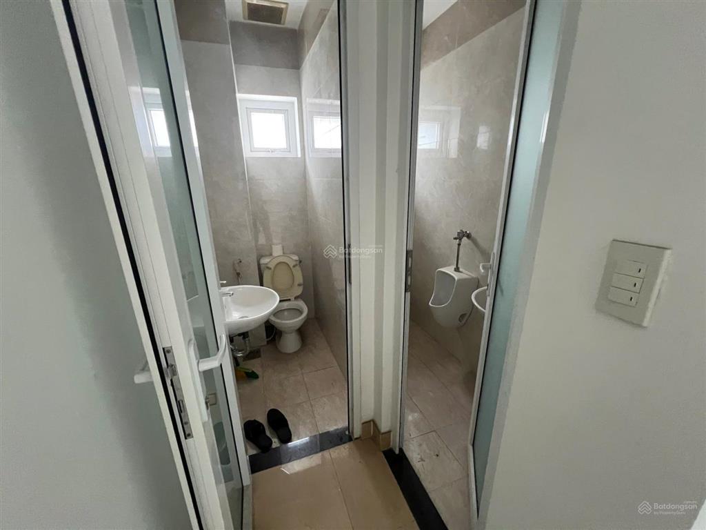 Bán nhà mt nguyễn hoàng, 27 tỷ, 80m2, 5pn, 5wc, 3 tầng