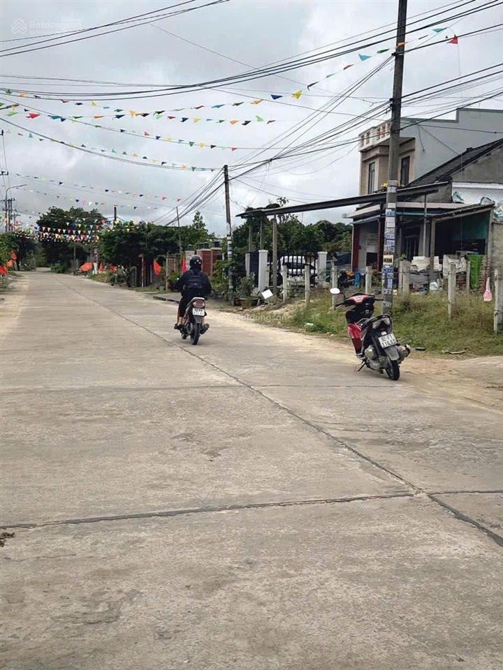 Bán lô đất hơn 1400 m2 (ngang 25m) view lúa đường dh6  duy xuyên