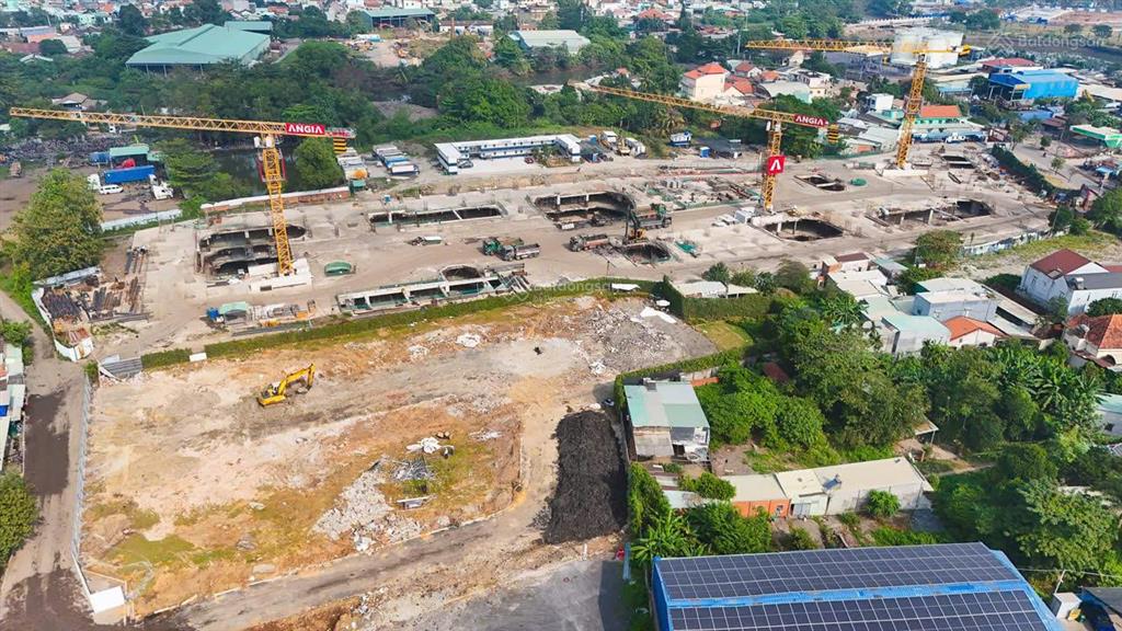 Hàng chuyển nhượng căn sân vườn the gió riverside 2pn + sân riêng 33m² tổng 98m² giá chỉ 4,2 tỷ