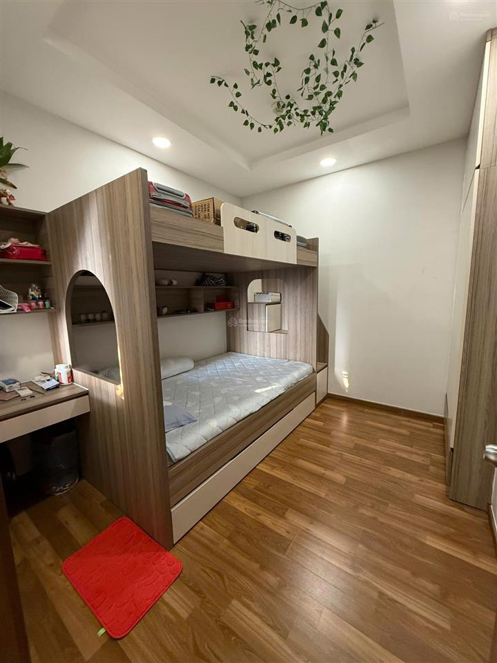 Cần bán căn hộ pegasuite 1, giá 4 tỷ 5  2 phòng ngay gần cầu chà và siêu thị park mall quận 8