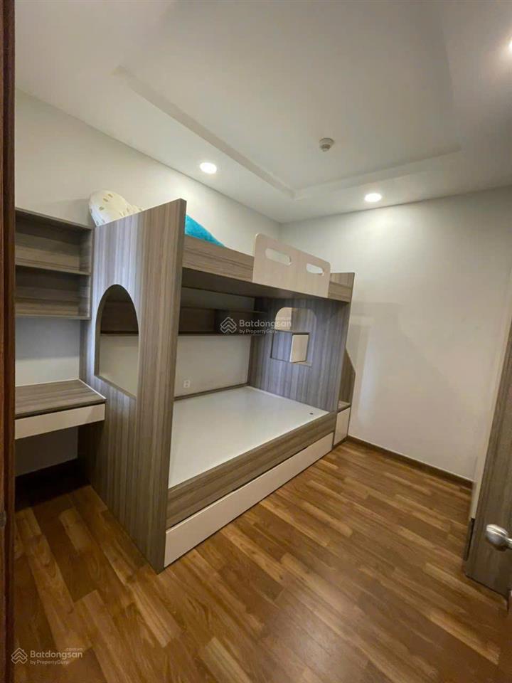 Căn hộ 2pn 4,5 tỷ sổ hồng sẵn dọn vào ở ngay the pegasuite 1 p. bình đông, quận 8