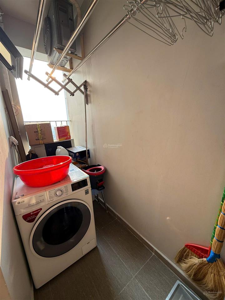 Sẵn nhà giao ngay  căn hộ 68m² ngay bến xe quận 8 giá 4 tỷ 5 2 phòng ngủ đầy đủ nội thất