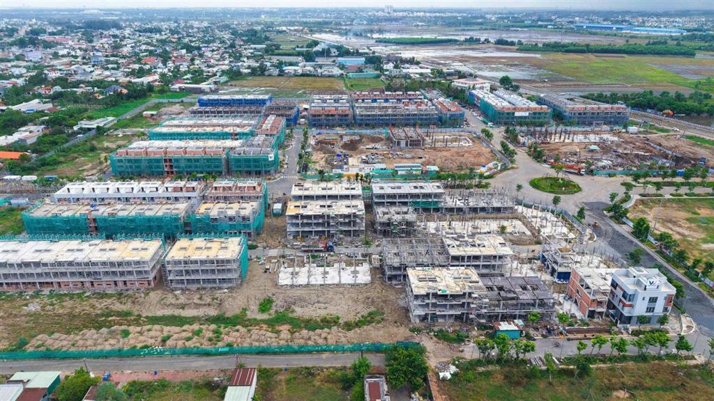 Hàng hiếm persa place mua trực tiếp giỏ hàng cđt 3 phòng giá 5,584 tỷ view hồ bơi và công viên