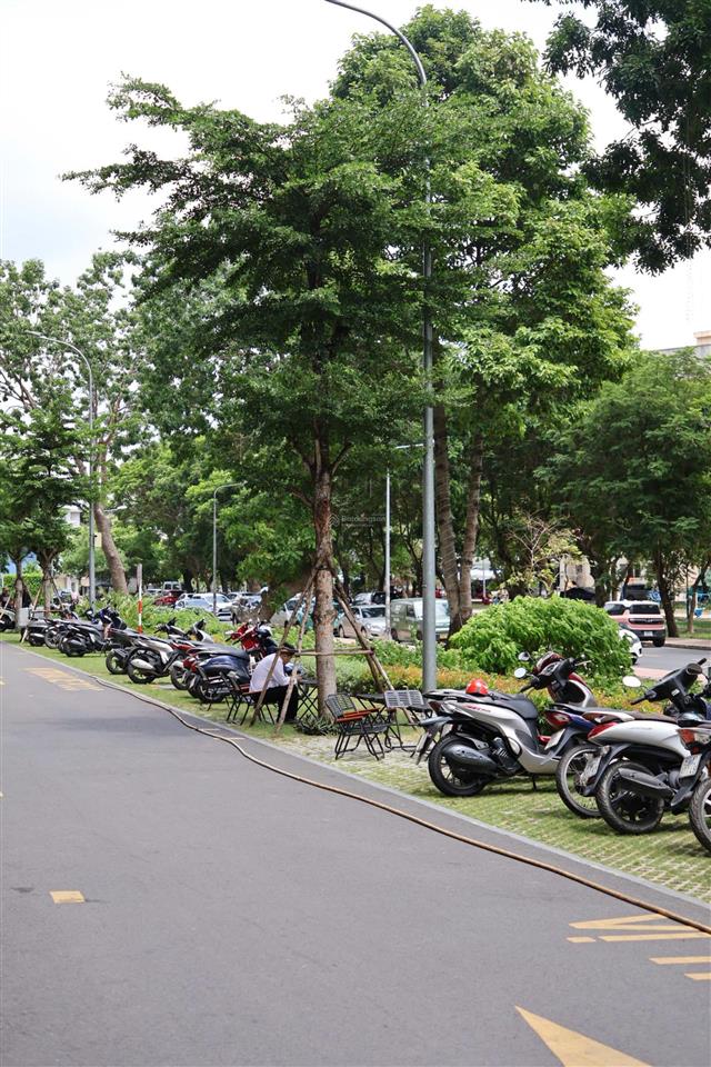 Cần bán lỗ 400 triệu shophouse chân đế chung cư giá chỉ còn 7,6 tỷ tại the privia bình tân