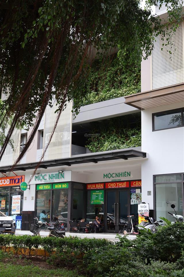 Cần bán lỗ 400 triệu shophouse chân đế chung cư giá chỉ còn 7,6 tỷ tại the privia bình tân