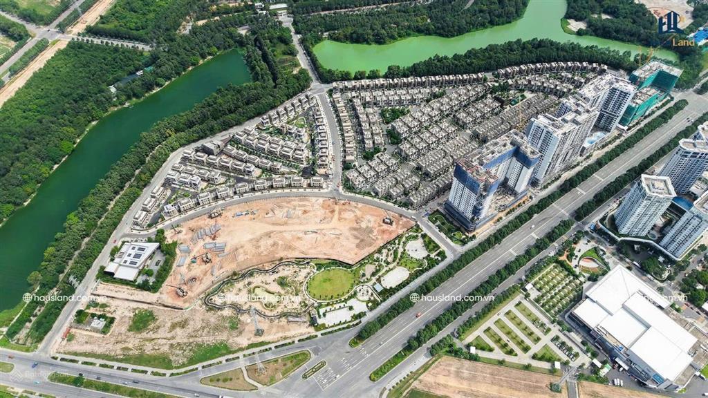 Còn sót lại 1 căn 2pn ban công rộng 12m2 view hồ trung tâm & biệt thự căn hiếm orchard collection