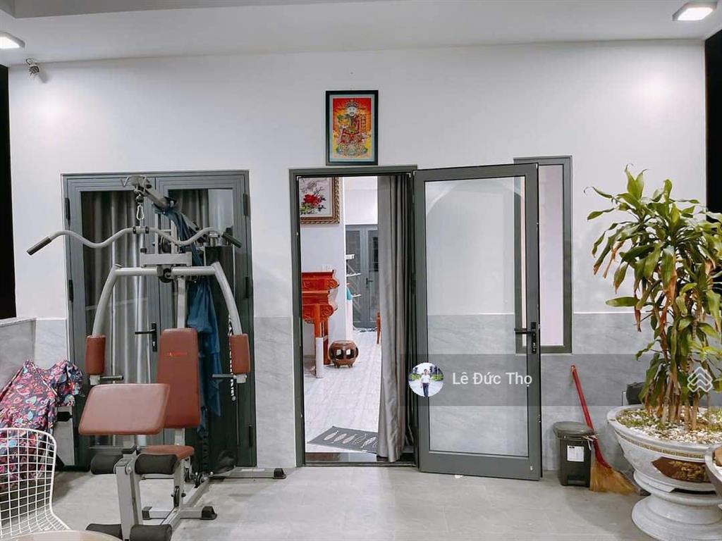 Bán siêu phẩm 4 tầng dt chuẩn 5x20m, hxh vip 8m tô ngọc vân gần ngã tư ga, giá 7.9tỷ. 0968 211 ***