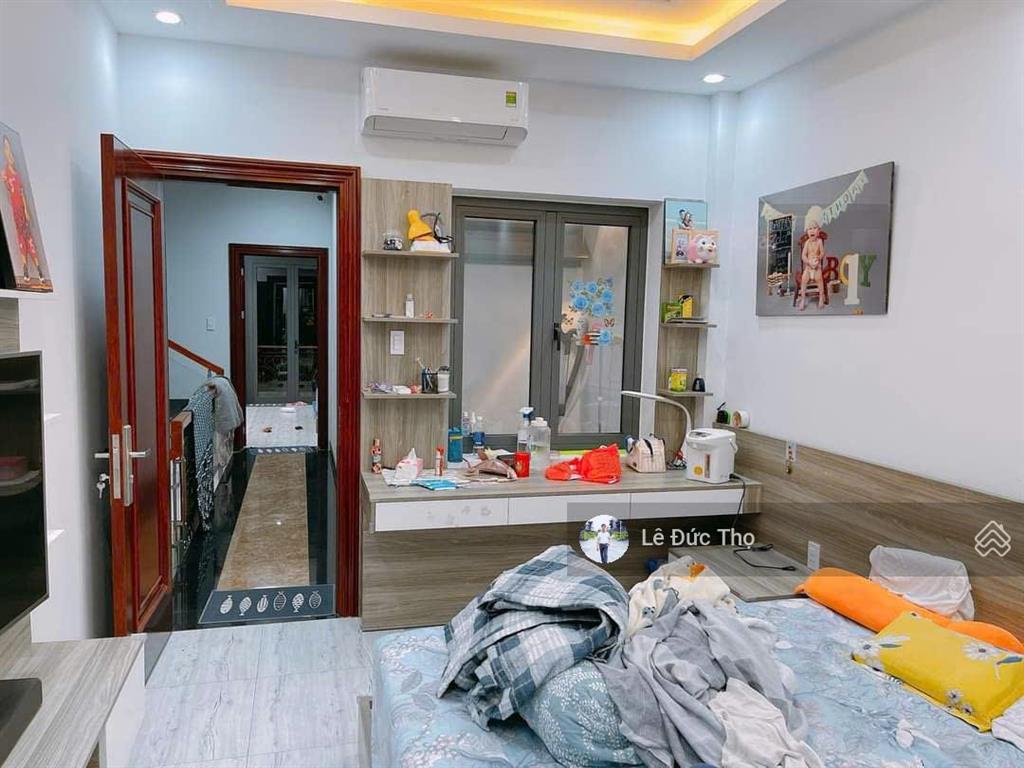 Bán siêu phẩm 4 tầng dt chuẩn 5x20m, hxh vip 8m tô ngọc vân gần ngã tư ga, giá 7.9tỷ. 0968 211 ***