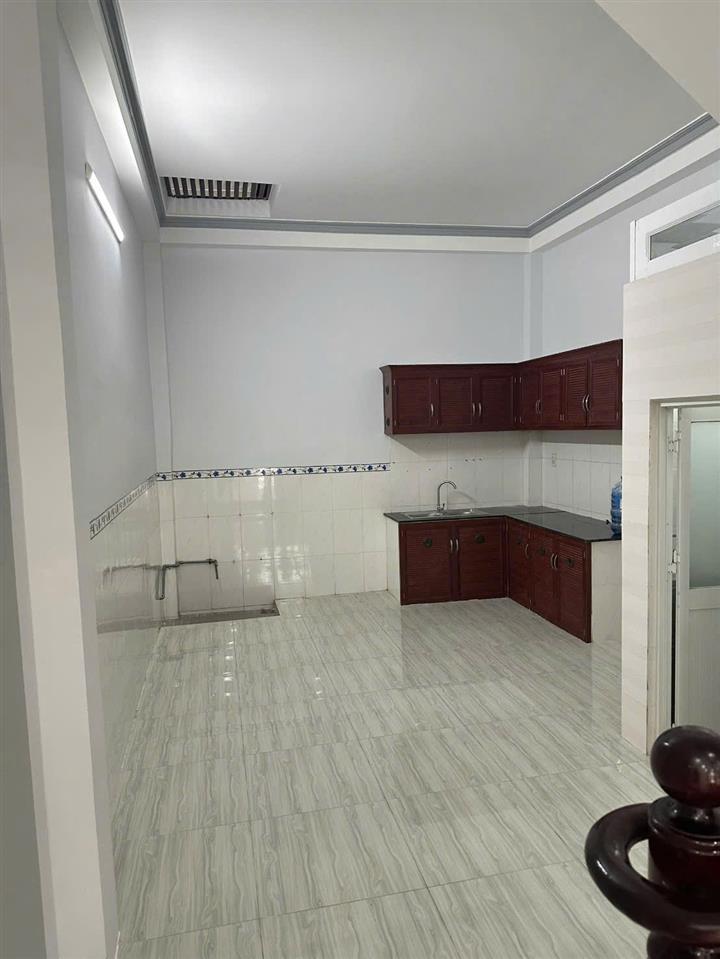 Bán nhà ngon hẻm xe hơi 8m to đẹp TL57, 4x14m, 2T đang cho thuê 5.5tr/th, chỉ nhỉnh 4Tỷ