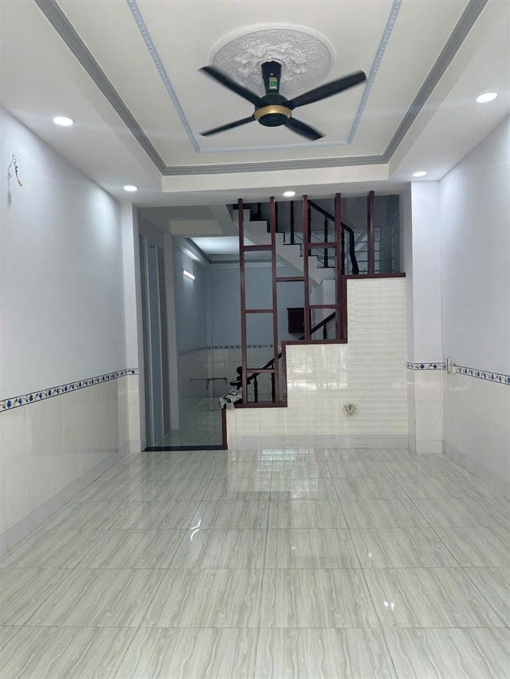 Bán nhà ngon hẻm xe hơi 8m to đẹp TL57, 4x14m, 2T đang cho thuê 5.5tr/th, chỉ nhỉnh 4Tỷ