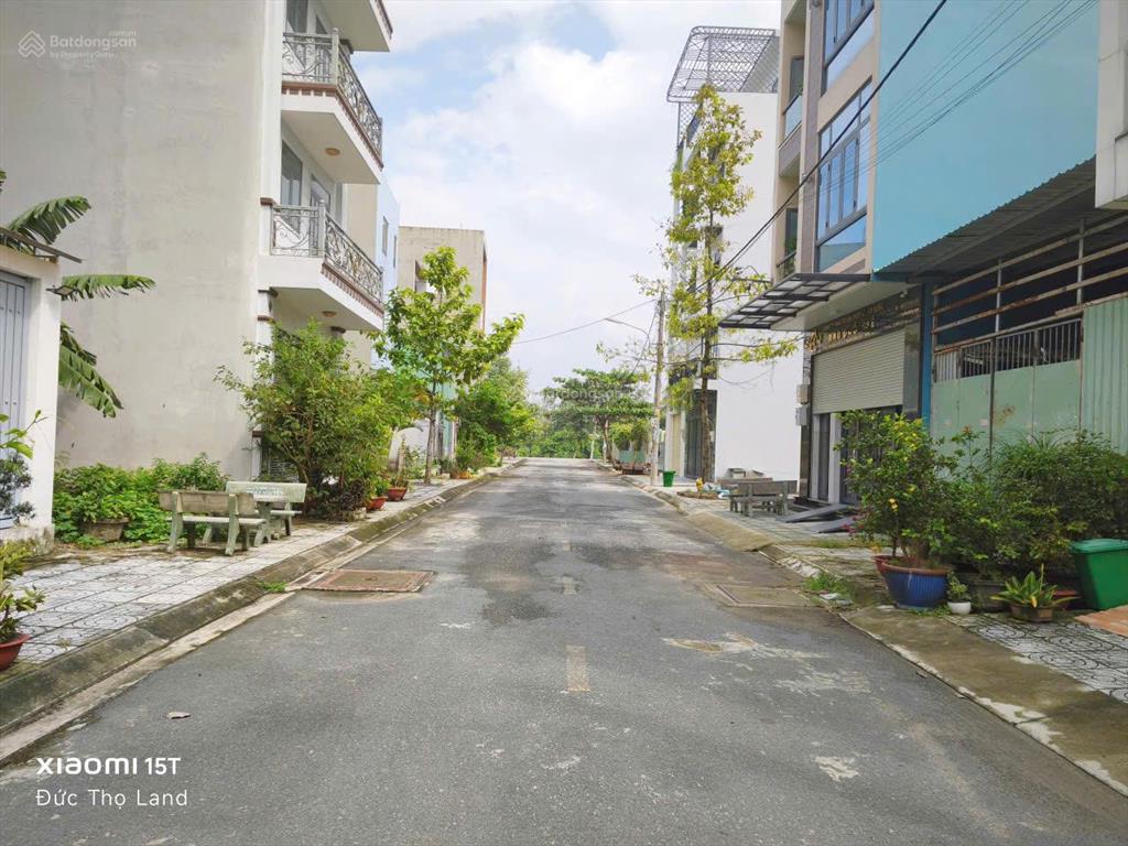 Bán đất 2 mặt tiền đường 10m view sông rất đẹp 159m2 hơn 5 tỷ, phường thạnh xuân.  0939 216 ***