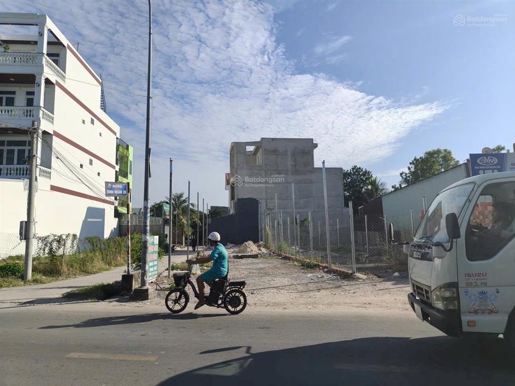 Lô góc 2 mặt tiền nguyễn hữu cảnh xây nhà thuốc hay spa quá đẹp, 170m, giá 5ty800 bao sang tên