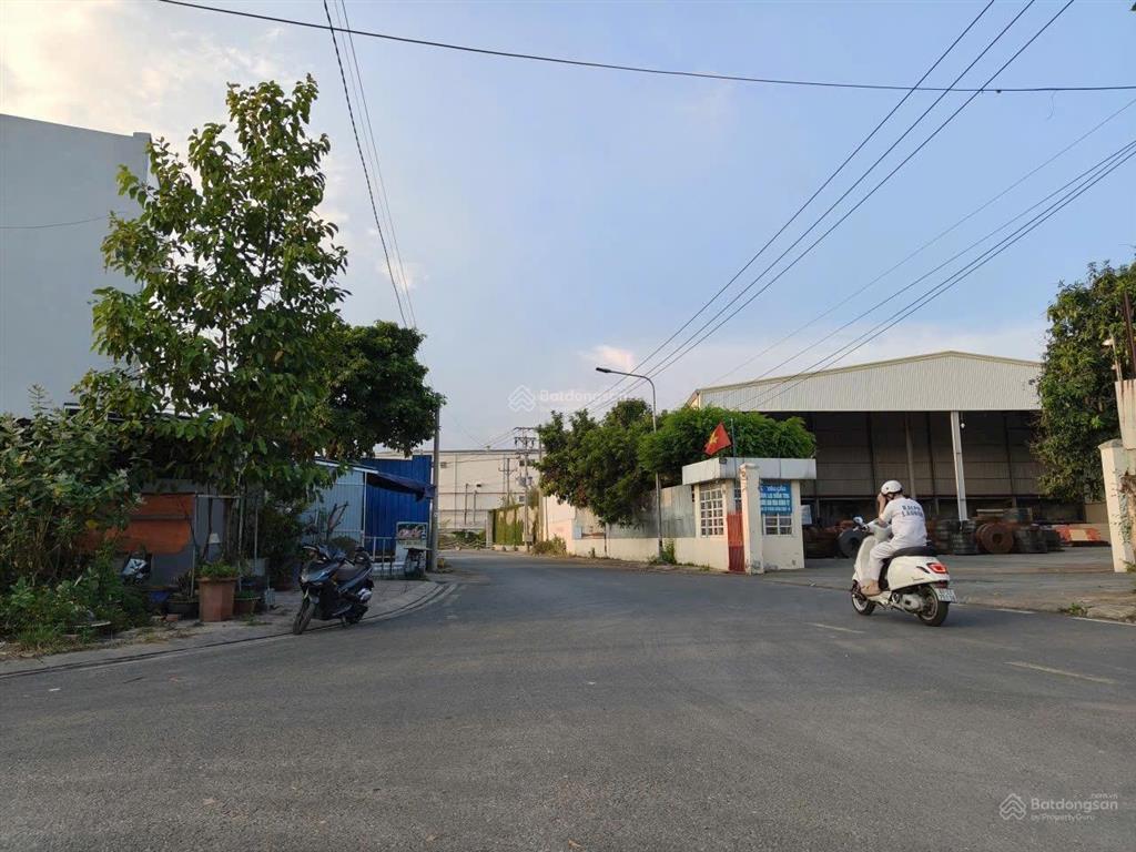 Bán đất tái định cư bình đáng bình hoà đường nhựa 7m, giá 2tỷ650 bao sang tên
