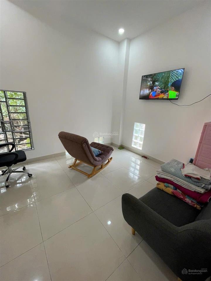 Bán nhà gần nhà thờ lái thiêu, 3 phòng ngủ, 1 trệt 1 lầu giá 3tỷ980