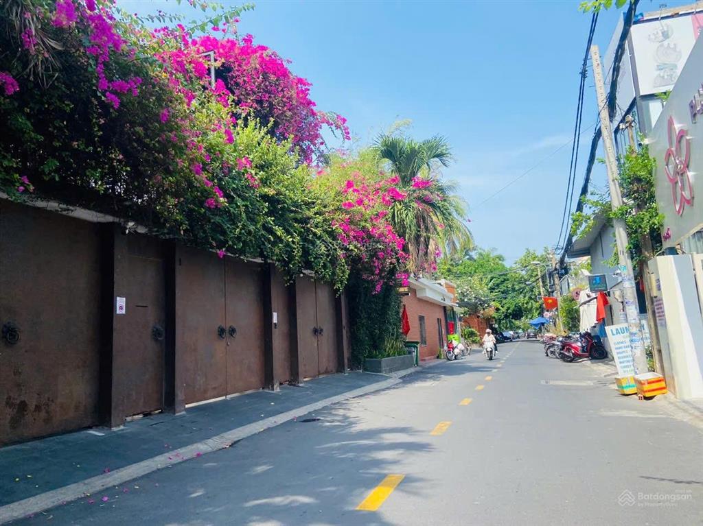 Ngộp bán gấp mtkd ngô quang huy  thảo điền  q2. dt 203m2 (9x22,5m) xây hầm 7 tầng giá 72 tỷ tl