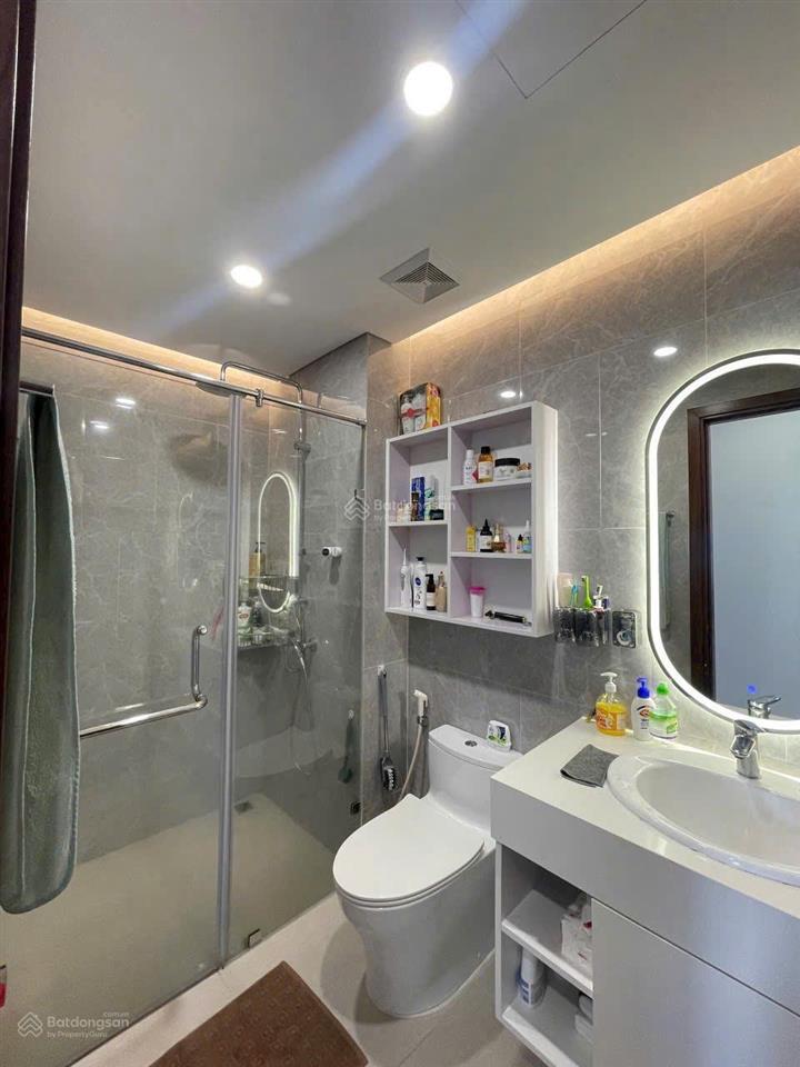 Siêu phẩm view sông trực diện cắt lỗ sâu sẵn sàng đón chủ nhân mới chỉ 4.8tỉ full nội thất