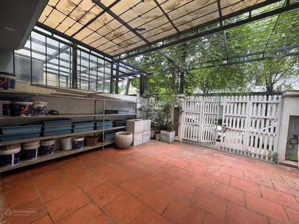 Nhà hoàn thiện 144m2 hướng đông nam tại khu geleximco dương nội cần bán