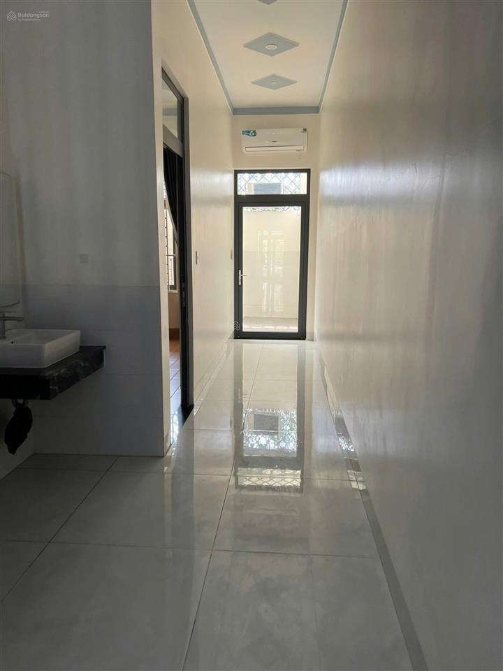 Cần bán nhà cấp 4 mới đẹp, mt đường nhựa 8m, khu hiệp thành 3, td1, bình dương