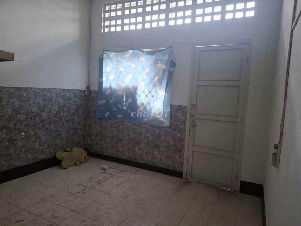 cho thuê tầng trệt