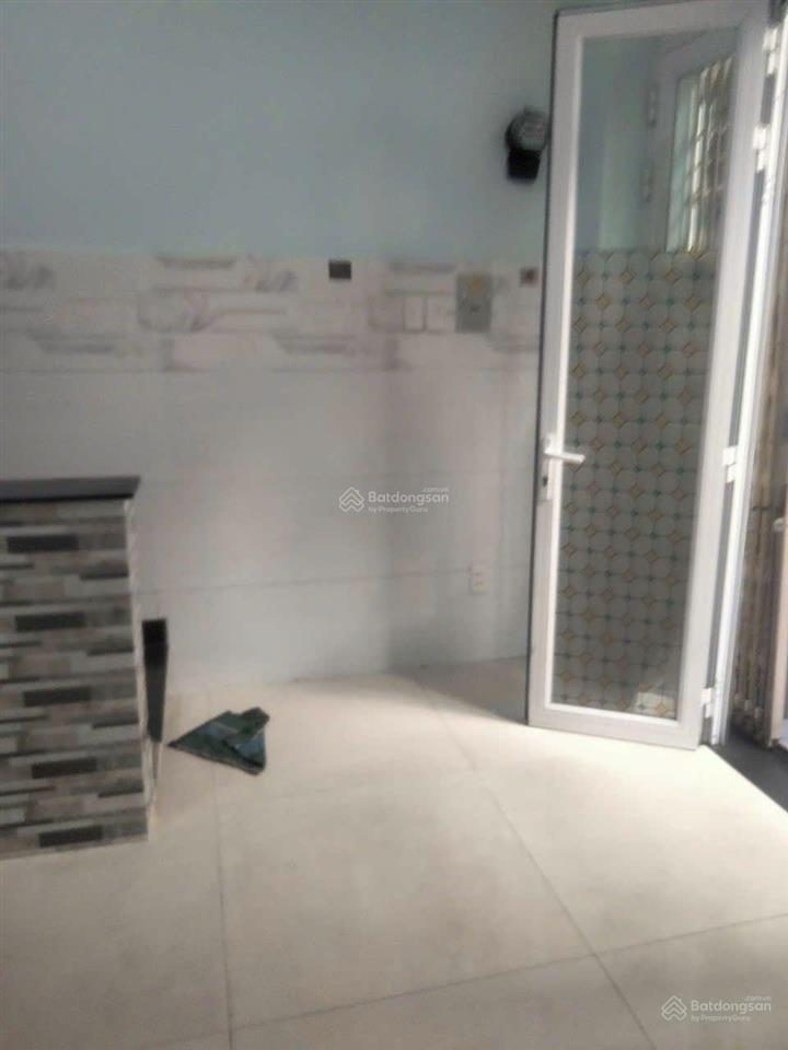 Cho thuê nhà 1 trệt 2 lầu, sân thượng. 2 phòng ngủ 3wc tại 116/ đ. tô hiến thành, 8 triệu/th