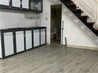 Cho thuê nhà 4 phòng ngủ hẻm 480 nguyễn tri phương, quận 10